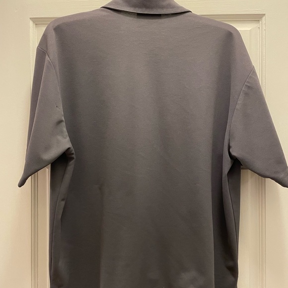 IZ IT U vintage, s/s button down, knit shirt in gray w/ black and white, size L. - Picture 3 of 7